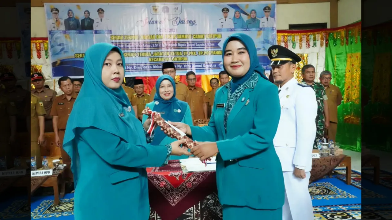 Sertijab Ketua PKK Batipuh
